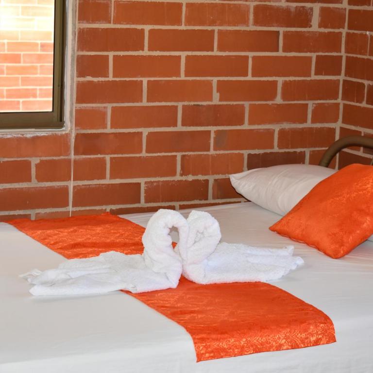 Club Bella Suiza - Carlos Ossa Escobar - Habitación Doble - 1