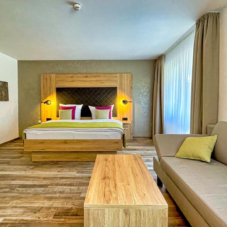 Hotel Bergruh - Ferienzimmer - 1