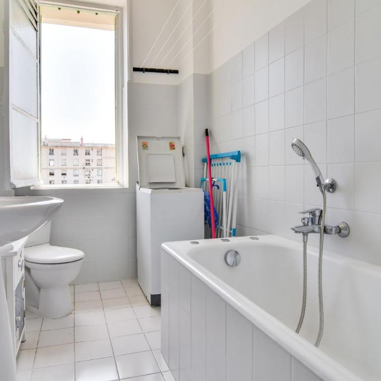 Upstays Sea View 75m2 Apartment Palm Beach - Apartment - 17
