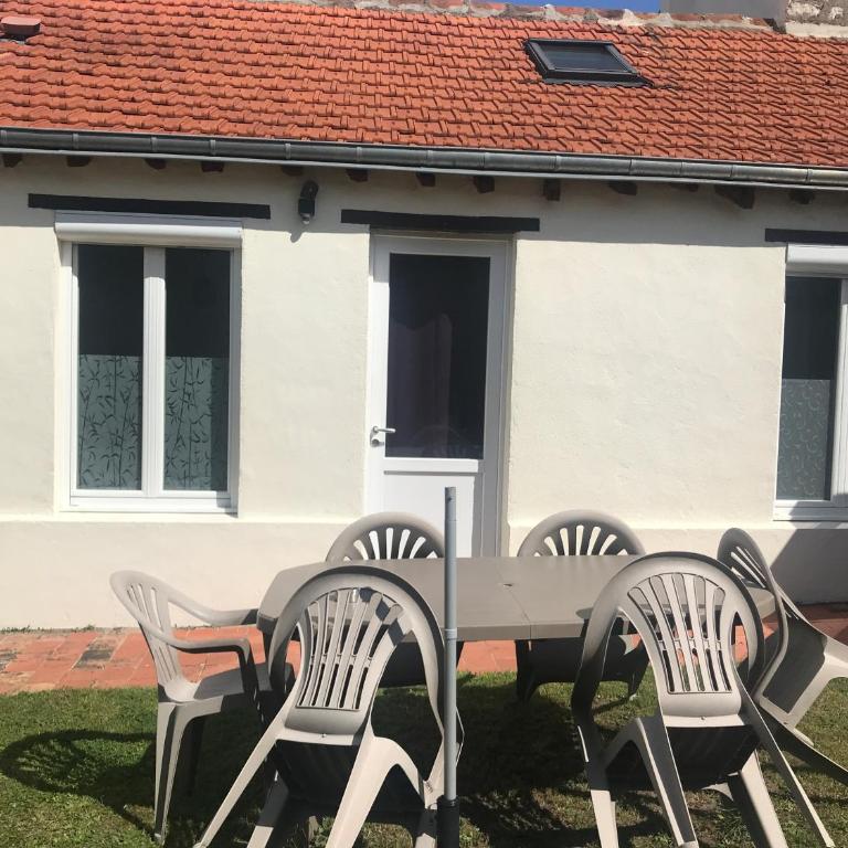 Maison à Orléans avec jardin - Maison 1 Chambre - 1