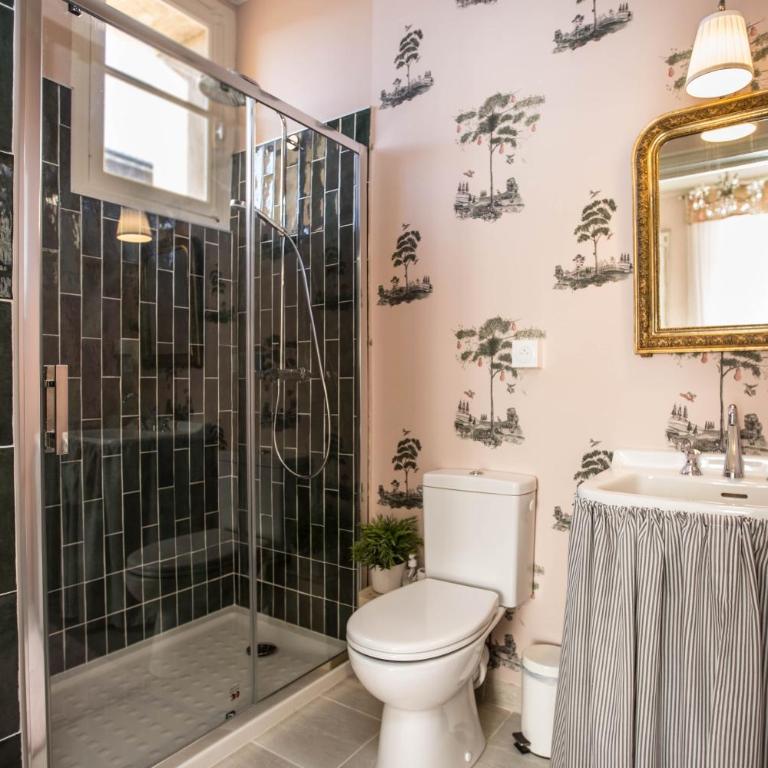 Carcassonne Bed and Breakfast du Palais - Chambre Lit King-Size - Vue sur Jardin - 3