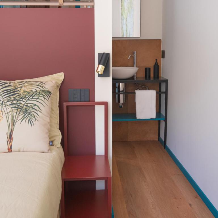 Plaza Lago di Garda Rooms - Rooftop, Lakeview & Jacuzzi - Camera King con Vasca Idromassaggio - 13