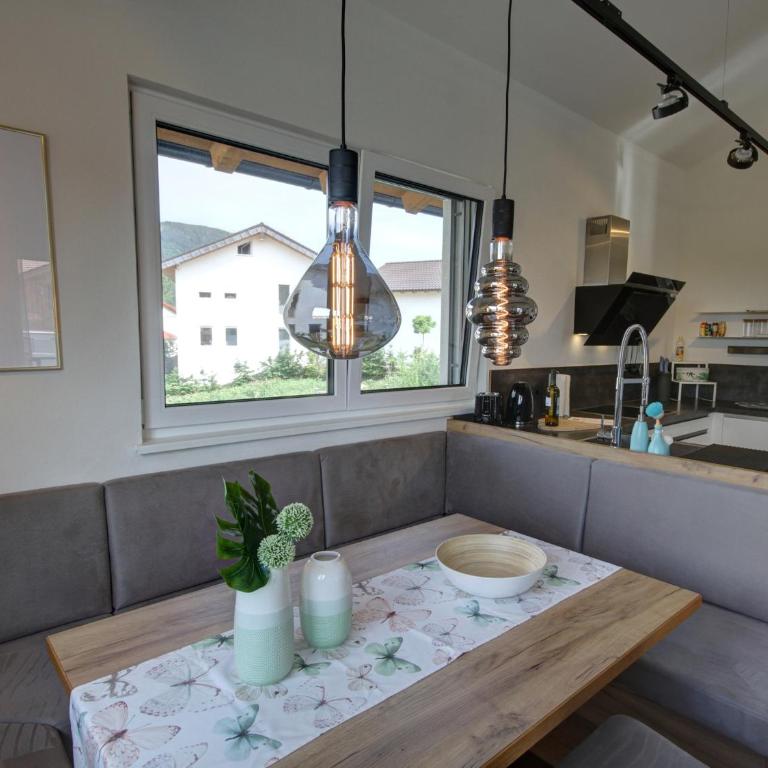 Ferienwohnungen Mountainfloor - Chiemgau Karte - Apartment mit 2 Schlafzimmern - 1