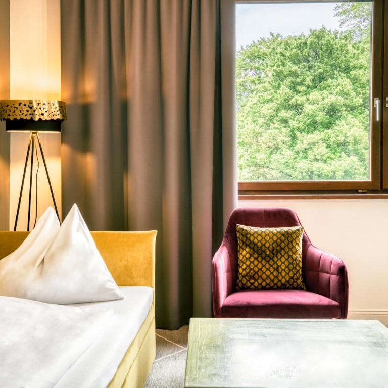 Hotel Parks - Familienzimmer mit Balkon - 4