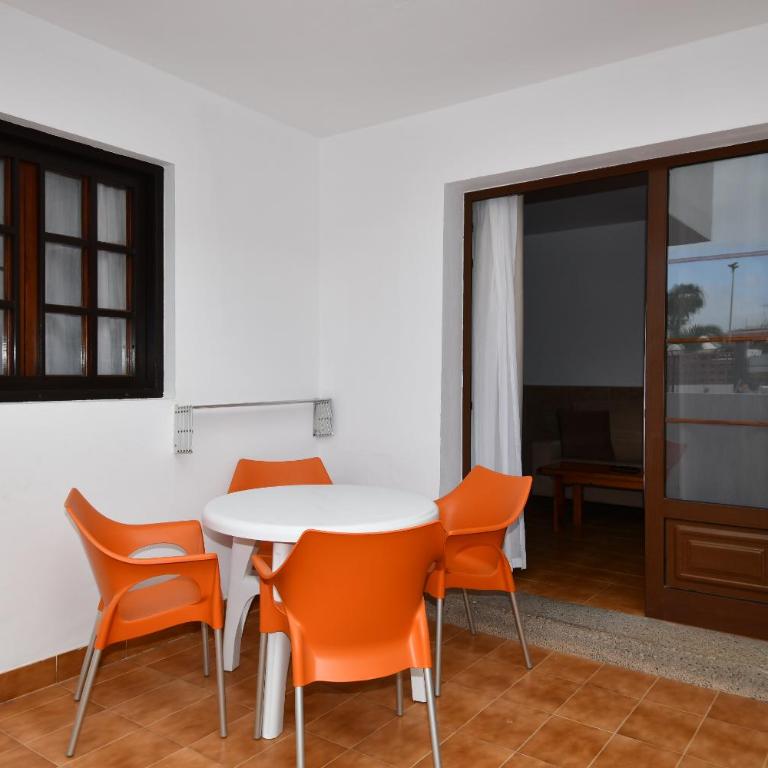 Apartamentos Villa Florida - Two-Bedroom Superior Apartment with Terrace - 10