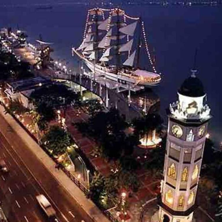 Ecusuites Family Riverfront 1 Best View Santa Ana Airport - One-Bedroom Apartment - 66