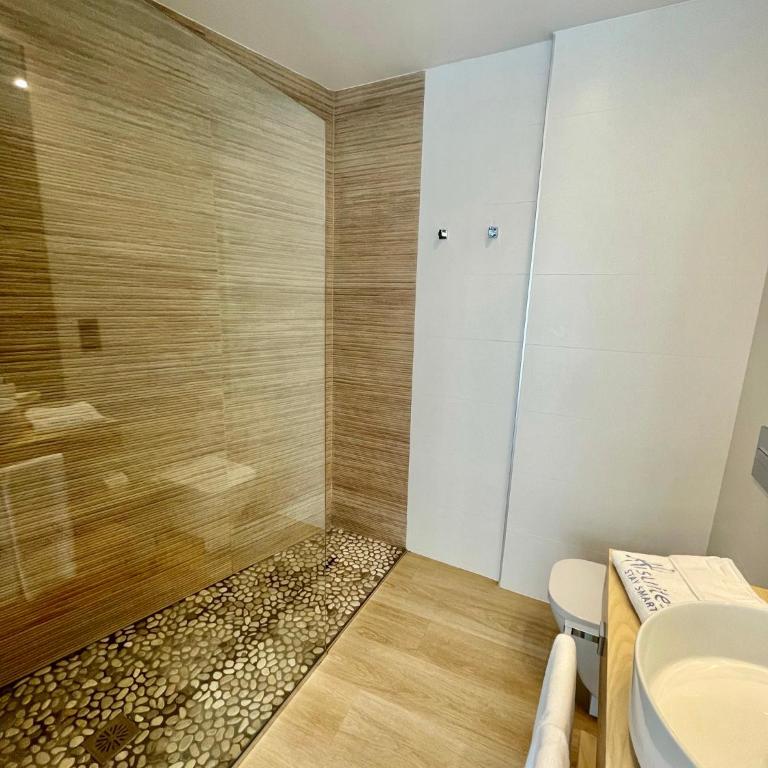 Hotel Emblemático Hi Suites - Suite Deluxe - 4