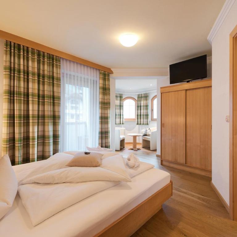 Hotel Enzian Paznaun - Doppelzimmer Dream - 3