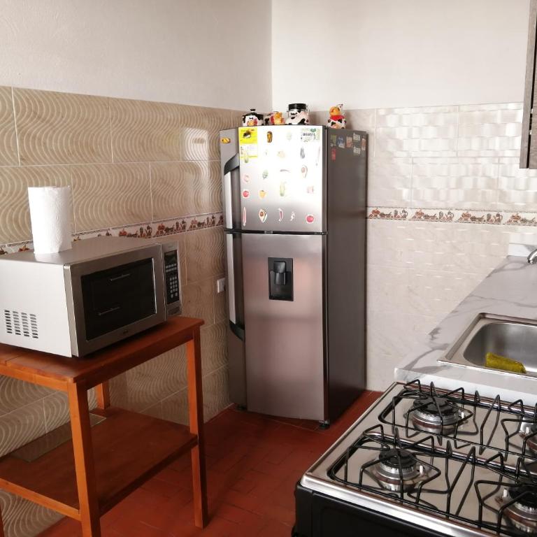 Hostal Colombian Gold - Habitación Doble Estándar - 18