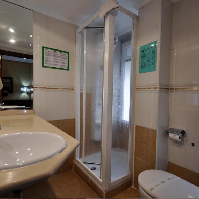 Hotel Aragón - Habitación Doble Económica - 1 o 2 camas - 9