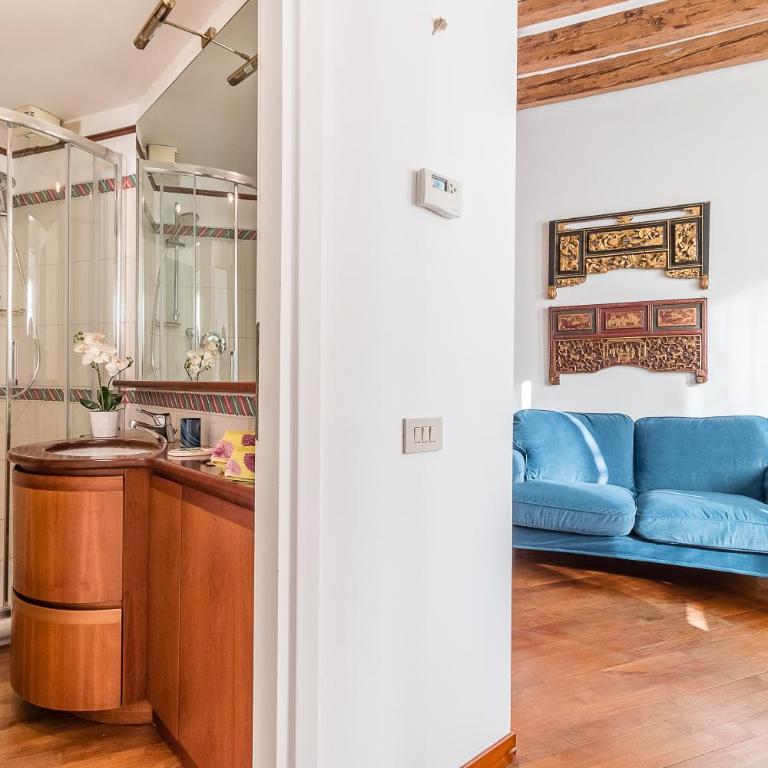 7 WINDOWS ON VENICE by LionHost - Appartamento con 2 Camere da Letto - 7