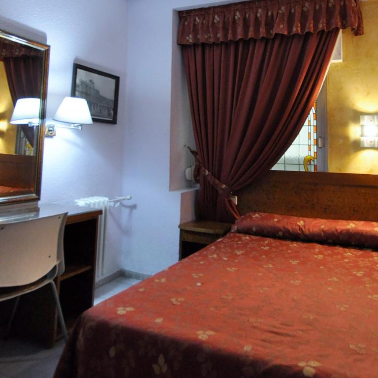 Hotel Aragón - Habitación Individual - 4