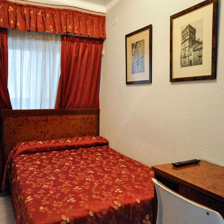 Hotel Aragón - Habitación Individual Económica - 1