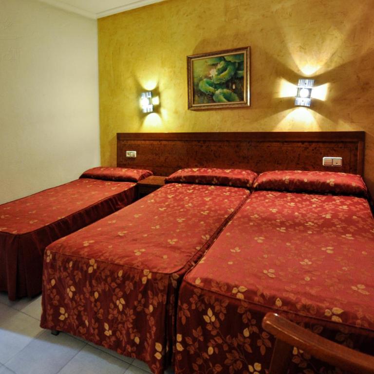 Hotel Aragón - Habitación Doble con cama supletoria - 3