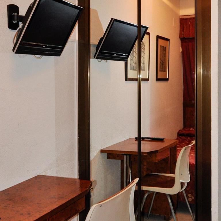 Hotel Aragón - Habitación Individual Económica - 4