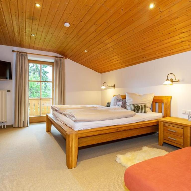 Chalet Bergromantik - Doppelzimmer mit Parkblick - 9