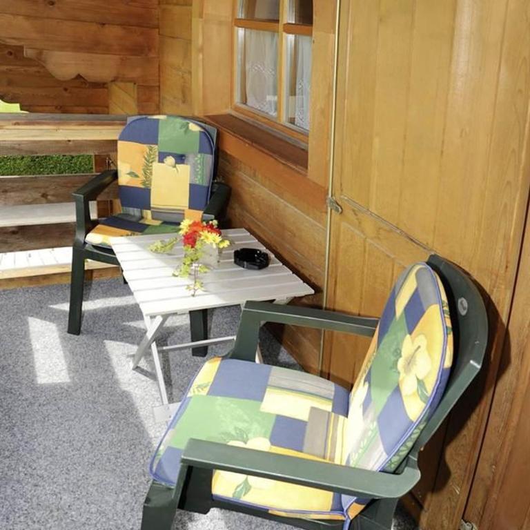 Utas Ferienhof - Apartment mit 3 Schlafzimmern und Dusche - 2