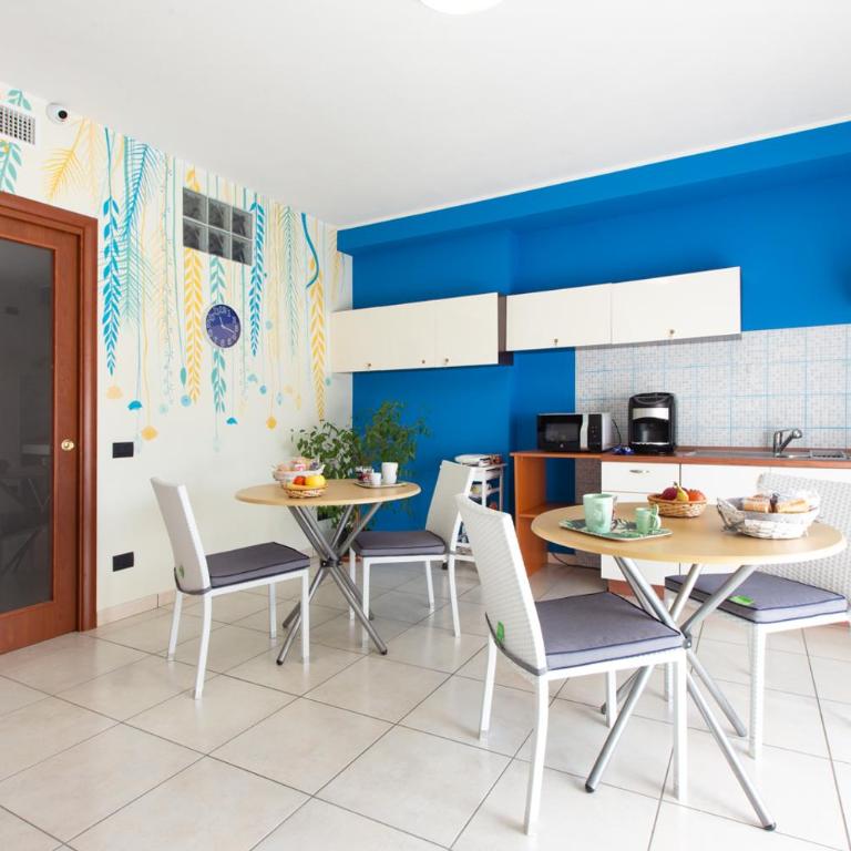 Ogliastra Apartment Rooms - Deluxe Double or Twin Room with Balcony - 10