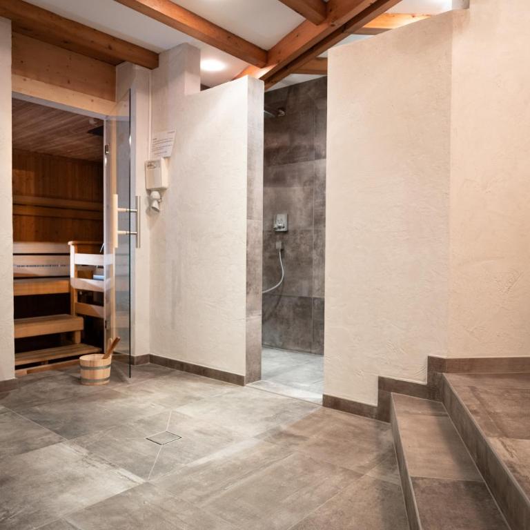Landhaus Lodges Kaprun by we rent - Apartment mit Balkon - 8