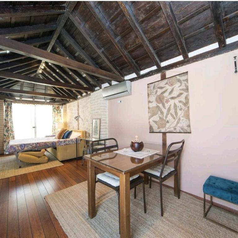 El Balcón de La Alhambra by ASH - Two-Bedroom Apartment - 8