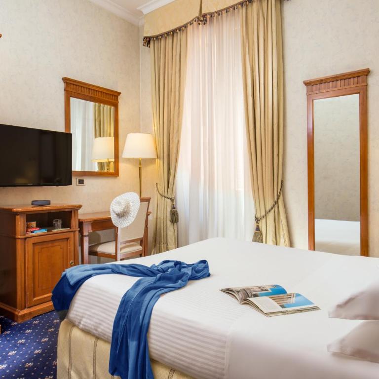 UNA Hotels Empire Roma - Camera Matrimoniale Classic - 2