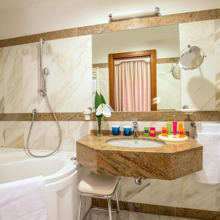 UNA Hotels Empire Roma - Suite - 4