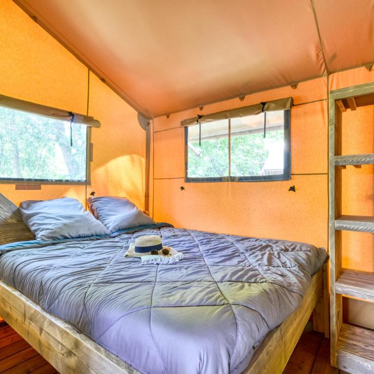 Camping maeva Escapades Millau Plage - Lodge de Luxe 2 Chambres VIP - 1