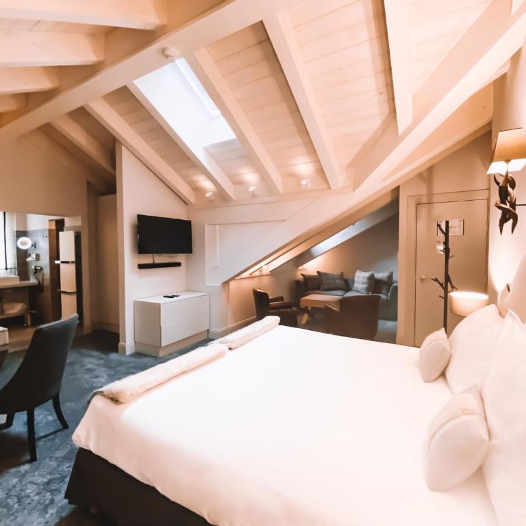 Hôtel Le White - Le 42 Restaurant - Suite - 5