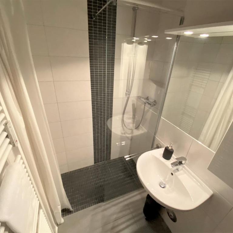 EXCLUSIVES Apartment in BESTLAGE +NETFLIX +BOXSPRING - Apartment mit 1 Schlafzimmer - 28