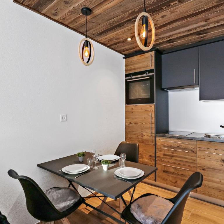 Studio rénové et chaleureux en plein centre - Appartement 1 Chambre - 11