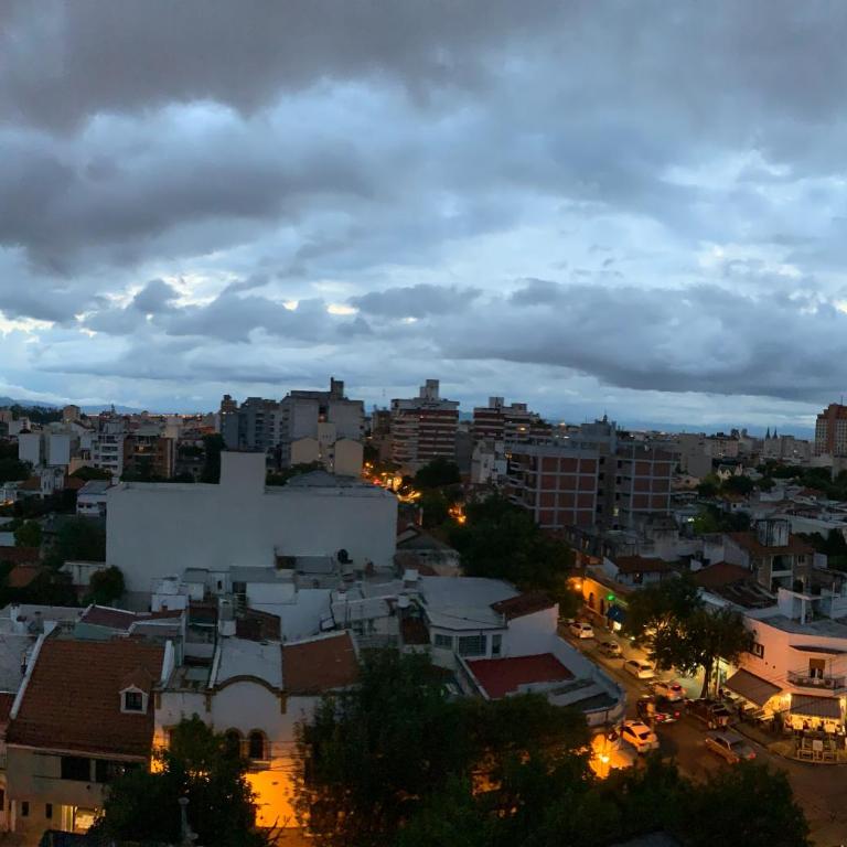 Departamento Dean Funes - One-Bedroom Apartment - 6