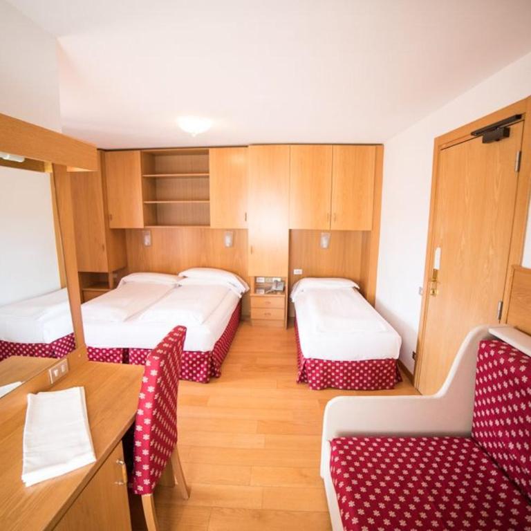 Hotel Due Spade - Camera Quadrupla - 4