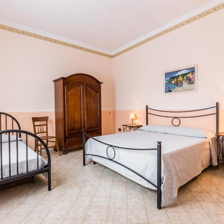 Yellow-house 100 meters from the sandy beach - Casa con 2 Camere da Letto - 12
