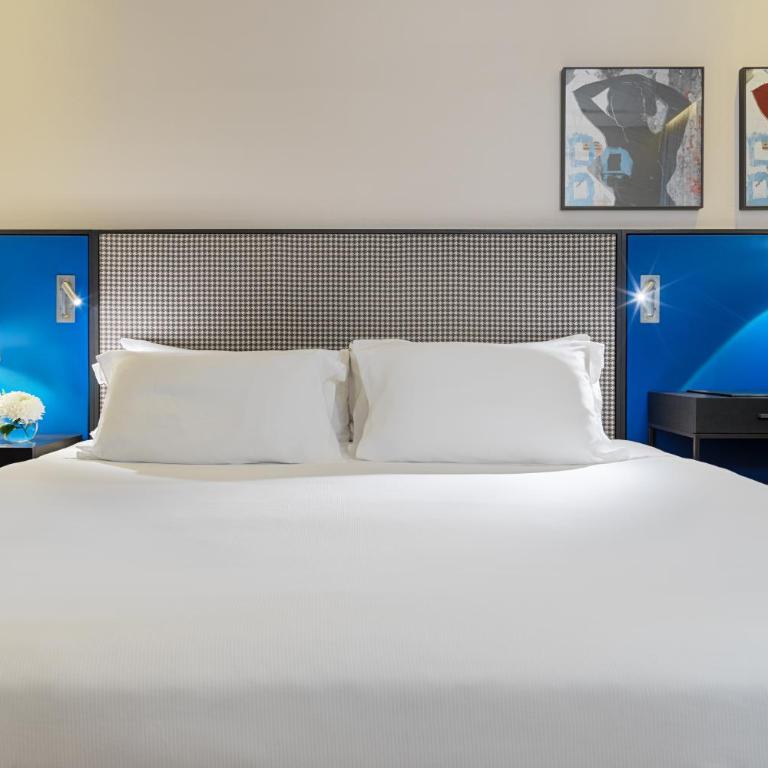 H10 Art Gallery 4* Sup - Classic Atrium Double Room - 7