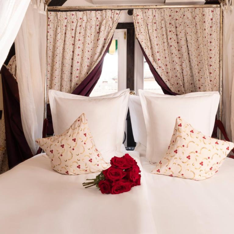 Hotel Restaurant Le Maréchal - Teritoria - Chambre de Luxe avec Lit à Baldaquin (2 Adultes) - 4