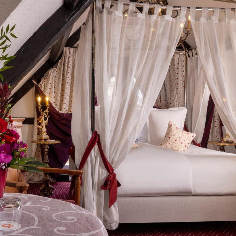 Hotel Restaurant Le Maréchal - Teritoria - Chambre de Luxe avec Lit à Baldaquin (2 Adultes) - 3