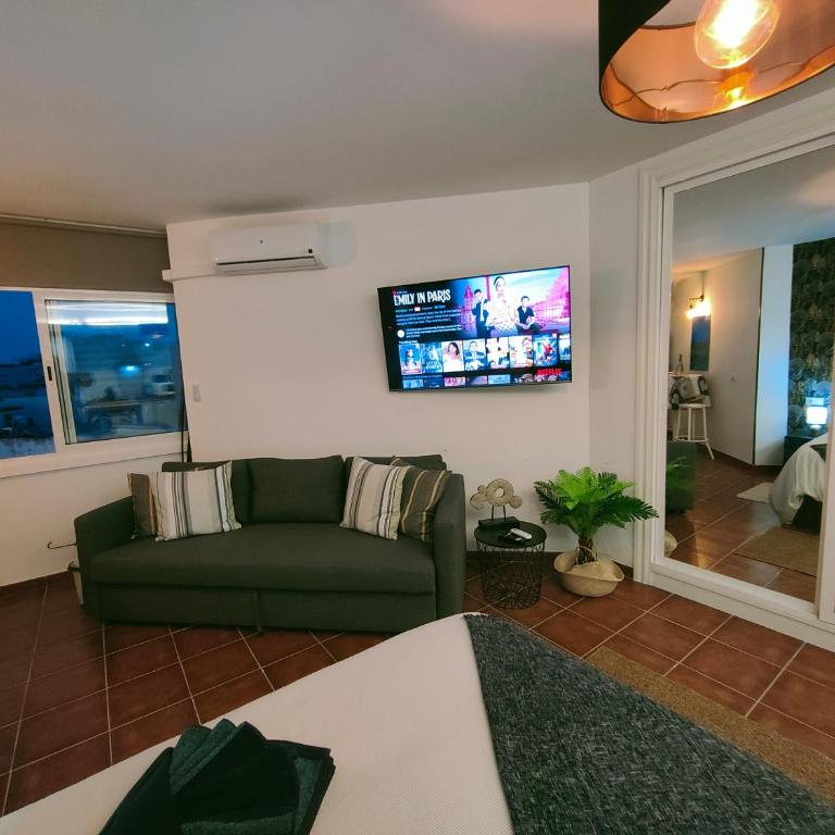 Avenida Palma de Mallorca City center with sea views BY NAMASTE ELITE - One-Bedroom Apartment - 6
