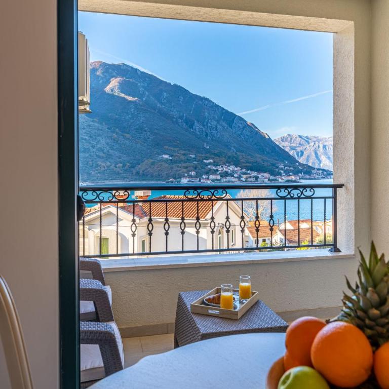 Boka View Luxury Suite - With free Garage Parking - Apartman sa 2 Spavaće Sobe - 6