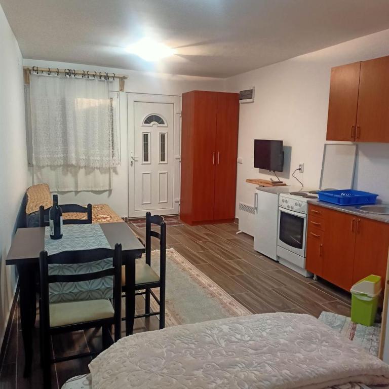 Apartmani Momčilo - Standard Studio - 4