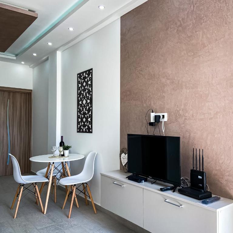 Mavalux apartments - One-Bedroom Apartment - 5