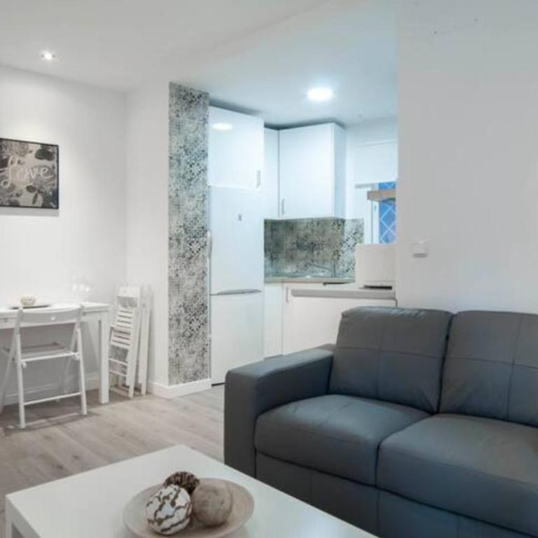 Moderno apartamento en Plaza Merced - Apartamento de 2 dormitorios - 1