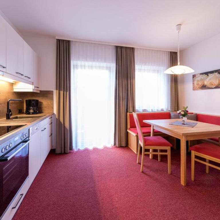 Landhaus Rosengartl - Apartment mit 2 Schlafzimmern - 1