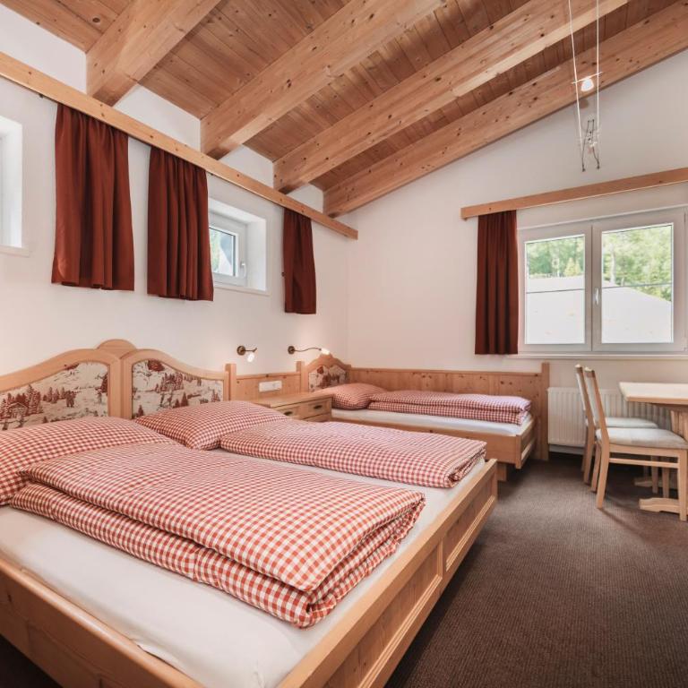 Berghotel Bodenalpe - Dreibettzimmer - 4