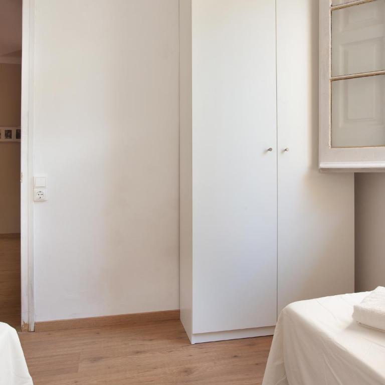 Centric Apartment El Molino Theater p1 - Two-Bedroom Apartment - 8