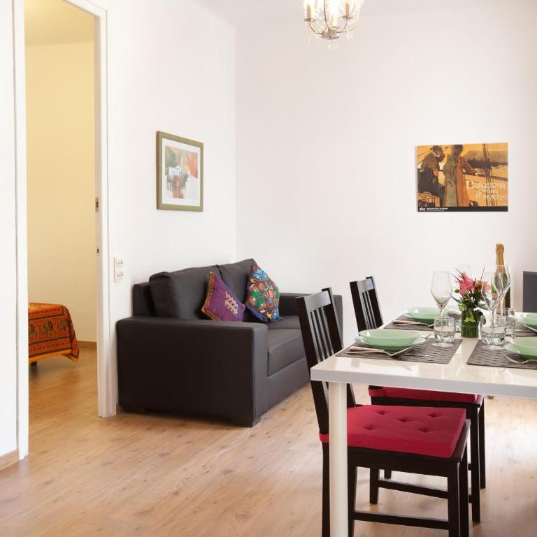 Centric Apartment El Molino Theater p1 - Two-Bedroom Apartment - 3