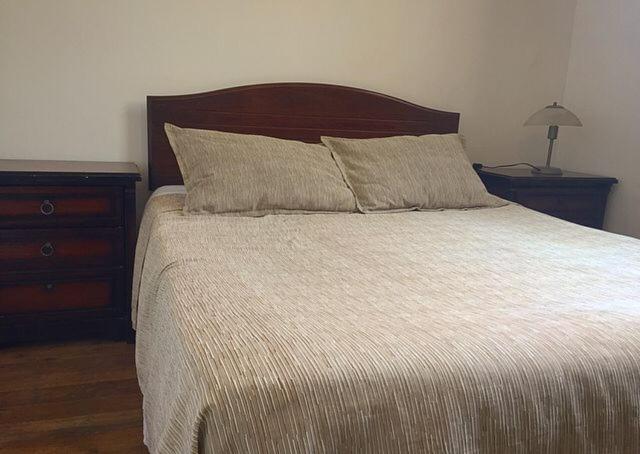Hostal Fiorenttina - Habitación Doble Estándar con baño compartido - 4