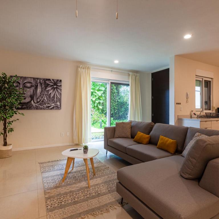 Via Tendenza Condos - Two-Bedroom Apartment - 10