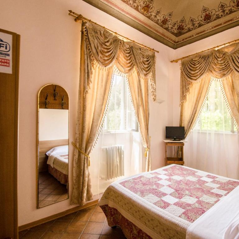 Hotel Iris - Camera Matrimoniale - 9