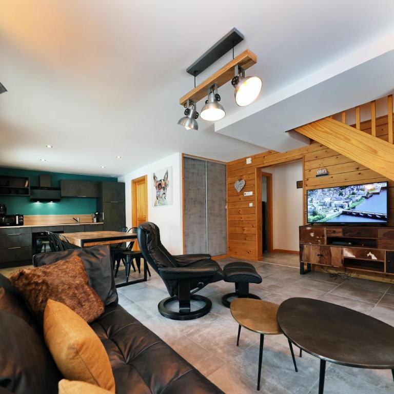 CHALET 6 PERS INDEPENDANT PROCHE CENTRE ET LAC - Chalet 3 Chambres - 15