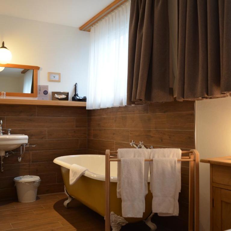 Carlton-Europe Vintage Adults Hotel - Suite Signature - 6